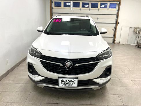 Used 2023 Buick Encore GX Essence w/ Experience Buick Package image 9