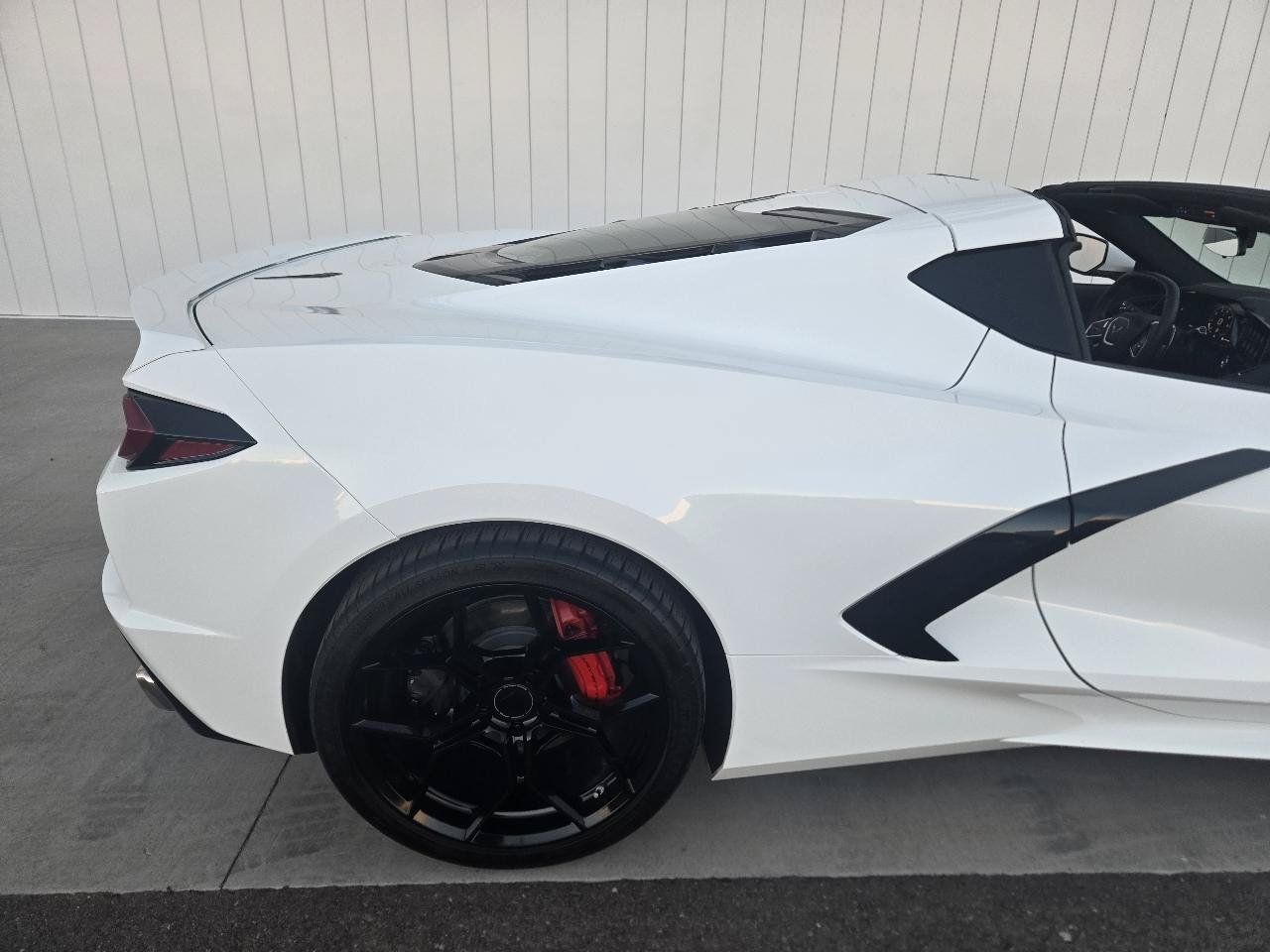 Used 2023 Chevrolet Corvette Stingray Coupe w/ 1LT RWD image 36