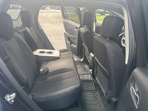 Used 2017 GMC Terrain SLE AWD/4WD image 18