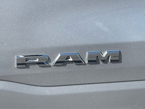 Used 2020 RAM 1500 Laramie image 8