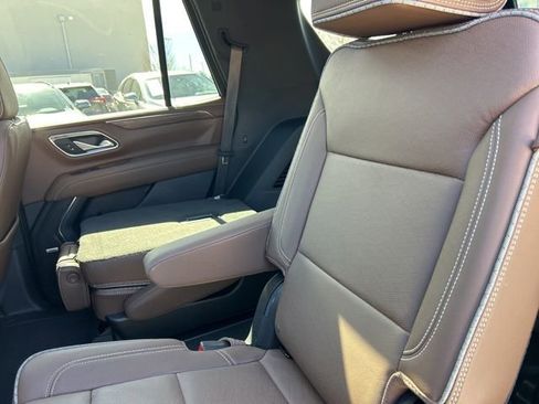 Used 2024 Chevrolet Tahoe High Country image 12