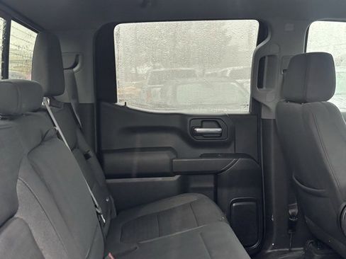 Used 2021 Chevrolet Silverado 1500 LT w/ Convenience Package II image 15