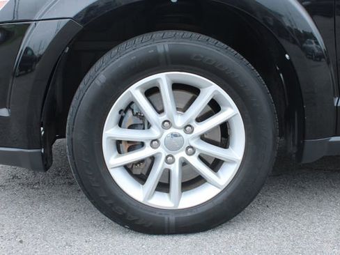 Used 2016 Dodge Journey SXT w/ Comfort/Convenience Group FWD image 31