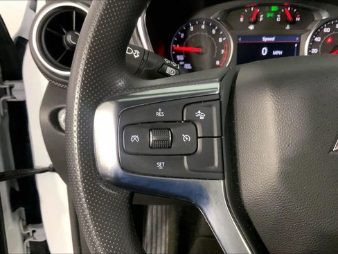 Used 2025 Chevrolet Blazer LT FWD image 18