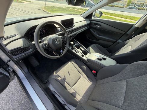 Used 2023 Honda Accord LX image 17