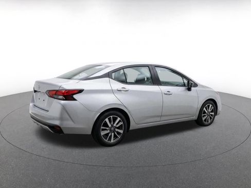 Used 2025 Nissan Versa SV FWD image 9