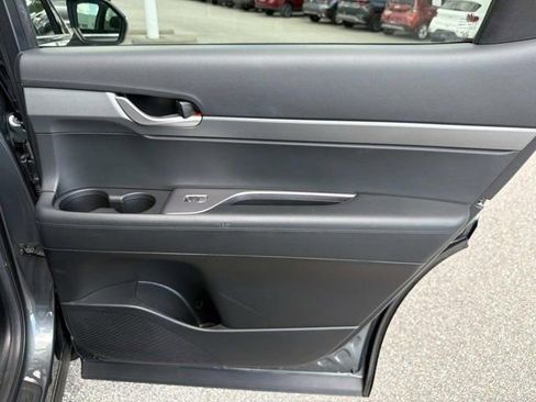 Used 2024 Hyundai Palisade SEL FWD image 19