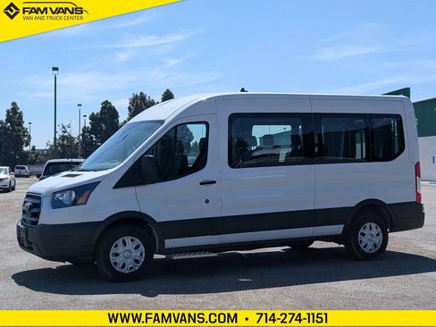 Used 2023 Ford E-Transit Medium Roof image 5