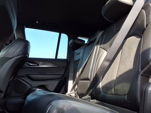 Certified 2023 Jeep Grand Cherokee Altitude image 15