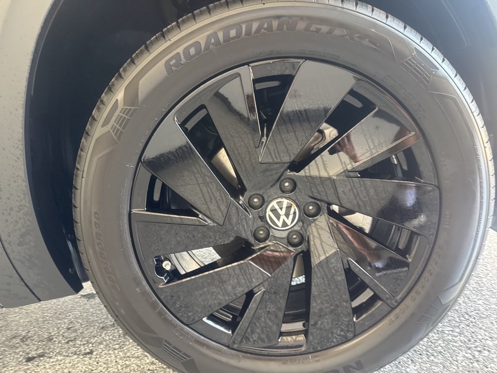 Certified 2026 Volkswagen Atlas SE AWD/4WD image 7