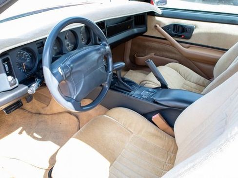 Used 1991 Pontiac Firebird Convertible image 9