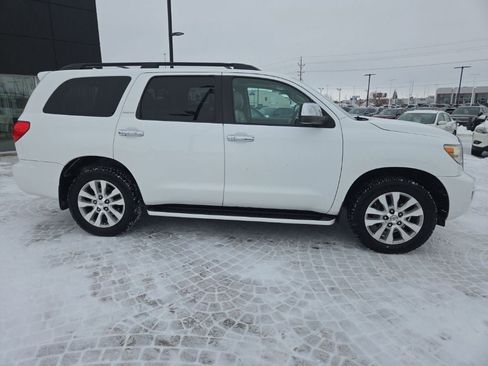 Used 2011 Toyota Sequoia Limited image 4