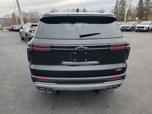 New 2026 Chevrolet Traverse Z71 w/ Enhanced Driving Package image 7