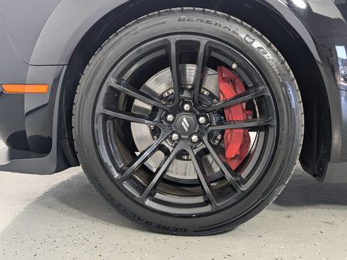 Used 2023 Dodge Challenger R/T Scat Pack RWD image 9