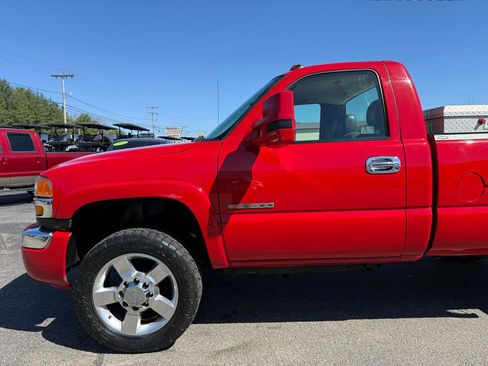 Used 2005 GMC Sierra 3500 W/T w/ Snow Plow Prep Package AWD/4WD image 5