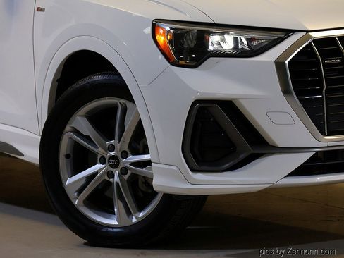 Used 2022 Audi Q3 2.0T Premium image 3