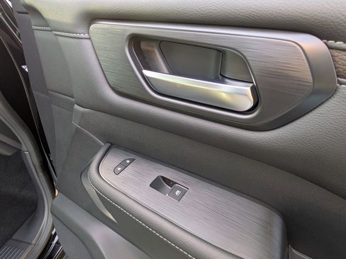 New 2026 Nissan Armada Platinum Reserve image 36