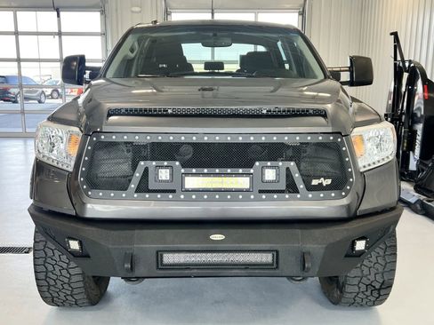 Used 2015 Toyota Tundra SR5 w/ SR5 Upgrade Package image 7