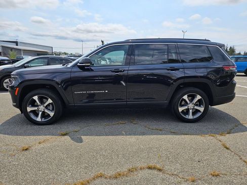 Used 2024 Jeep Grand Cherokee L Limited w/ Luxury Tech Group II AWD/4WD image 5
