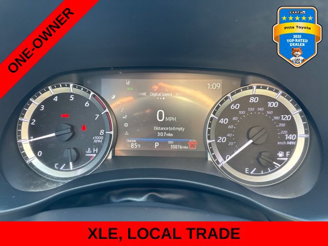 Used 2024 Toyota Highlander XLE FWD image 22