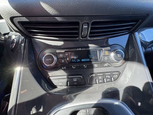 Used 2014 Ford Escape Titanium w/ Equipment Group 401A AWD/4WD image 24