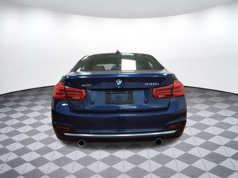Used 2016 BMW 340i xDrive 340i xDrive image 9