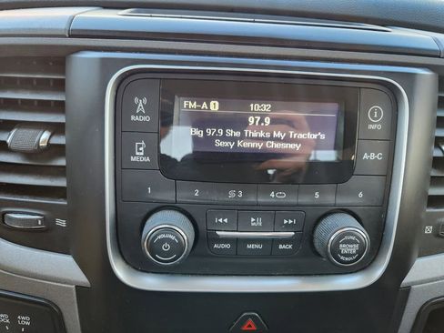 Used 2015 RAM 3500 Tradesman w/ Chrome Appearance Group AWD/4WD image 25