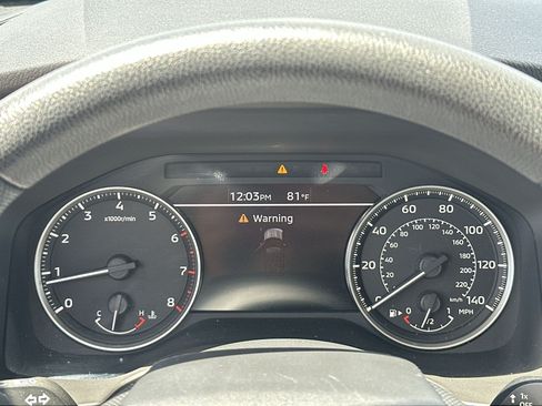 Used 2023 Mitsubishi Outlander ES FWD image 10