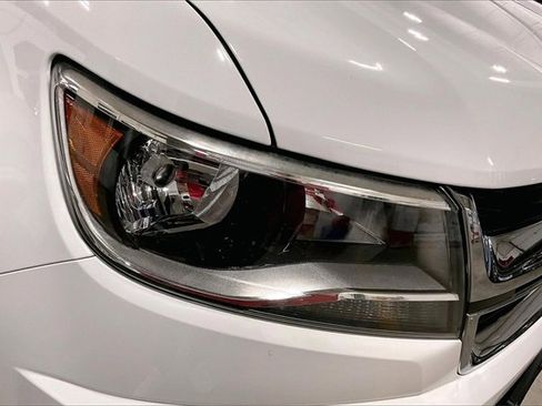 Used 2020 Chevrolet Colorado W/T image 30