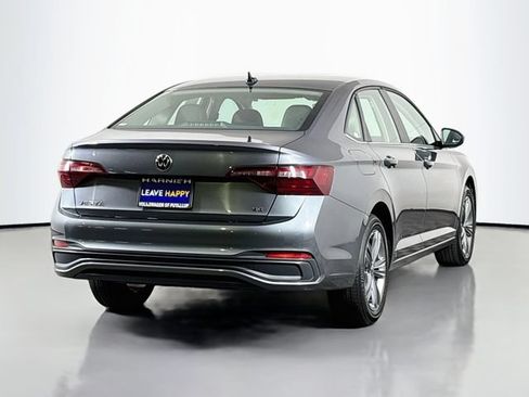 Certified 2024 Volkswagen Jetta SE FWD image 7