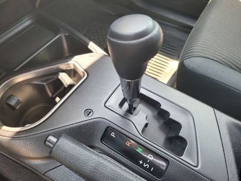 Used 2018 Toyota RAV4 LE w/ All Weather Liner Package FWD image 18