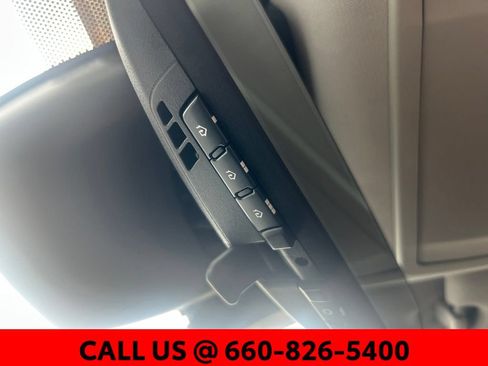 Certified 2024 Toyota Highlander Platinum AWD/4WD image 35