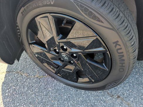Used 2026 Hyundai Kona SEL Sport FWD image 7