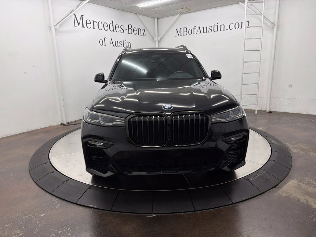 Used 2022 BMW X7 M50i AWD/4WD image 2