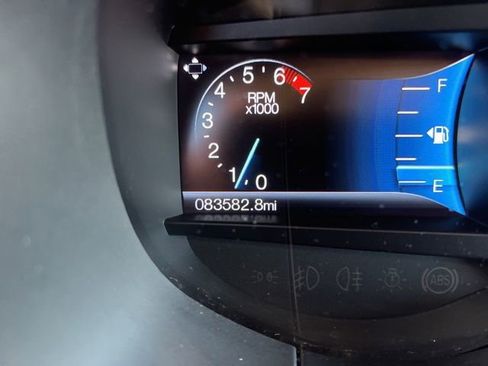 Used 2018 Ford Edge Titanium w/ Equipment Group 301A image 9