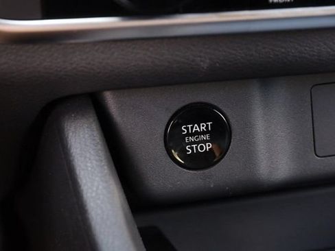 Certified 2025 Nissan Rogue SV AWD/4WD image 15