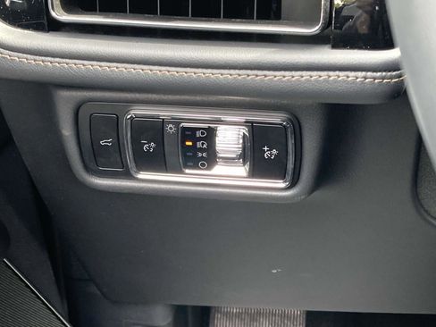 Certified 2025 Lincoln Aviator AWD w/ Equipment Group 101A image 30