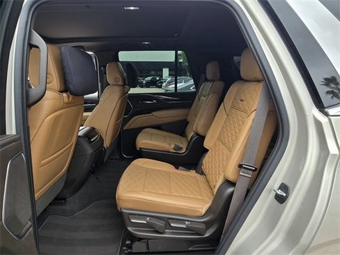 Used 2021 Cadillac Escalade Premium Luxury w/ Driver Assist Tech Package image 14