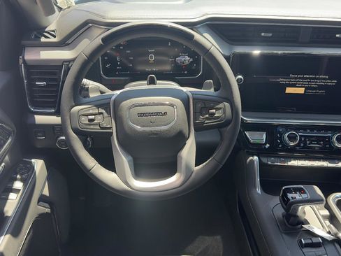 New 2026 GMC Sierra 1500 Denali AWD/4WD image 11