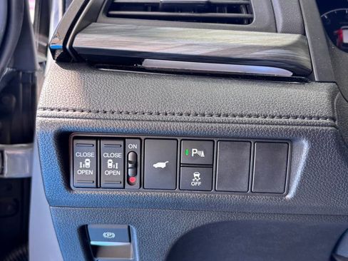 Certified 2025 Honda Odyssey Elite image 27
