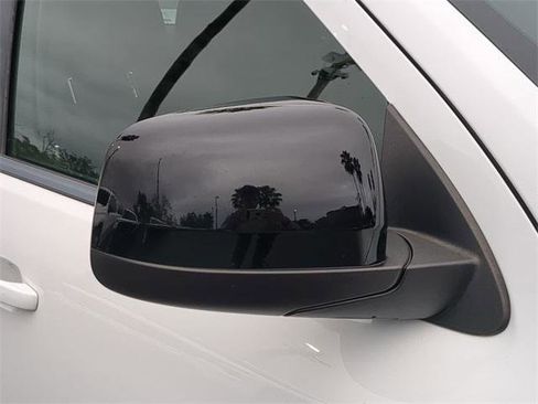 Certified 2021 Dodge Durango SXT image 12