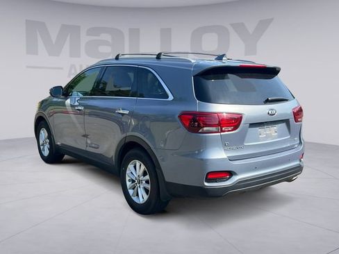 Used 2019 Kia Sorento AWD w/ LX Convenience Package image 3