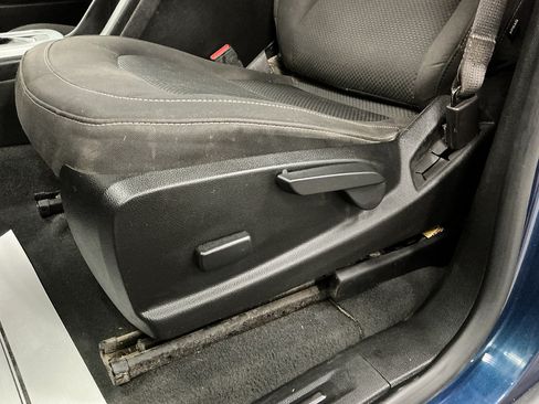 Used 2020 Chevrolet Colorado LT AWD/4WD image 18
