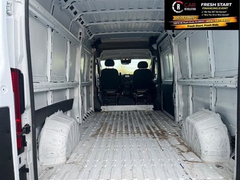 Used 2023 RAM ProMaster 2500 image 7