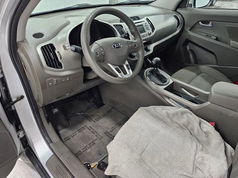 Used 2013 Kia Sportage LX w/ Convenience Pkg image 19