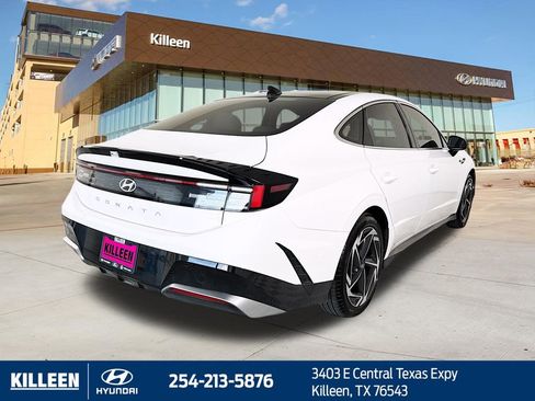 Used 2025 Hyundai Sonata SEL FWD image 9