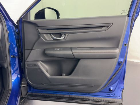 Certified 2025 Honda CR-V Sport image 34