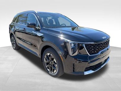 New 2026 Kia Sorento S w/ S Panoramic Sunroof Package