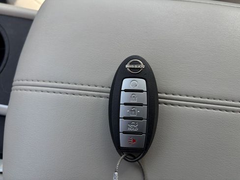 Used 2025 Nissan Altima 2.5 SV image 21