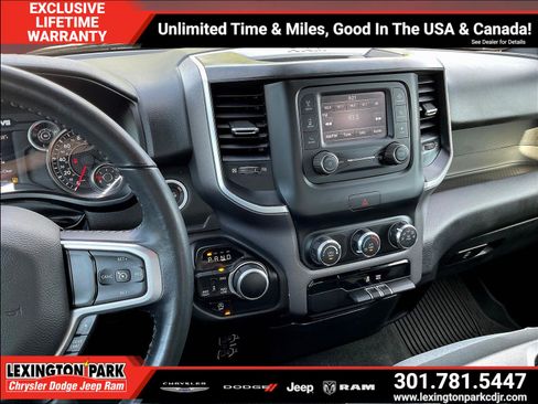 Used 2023 RAM 1500 Big Horn AWD/4WD image 10